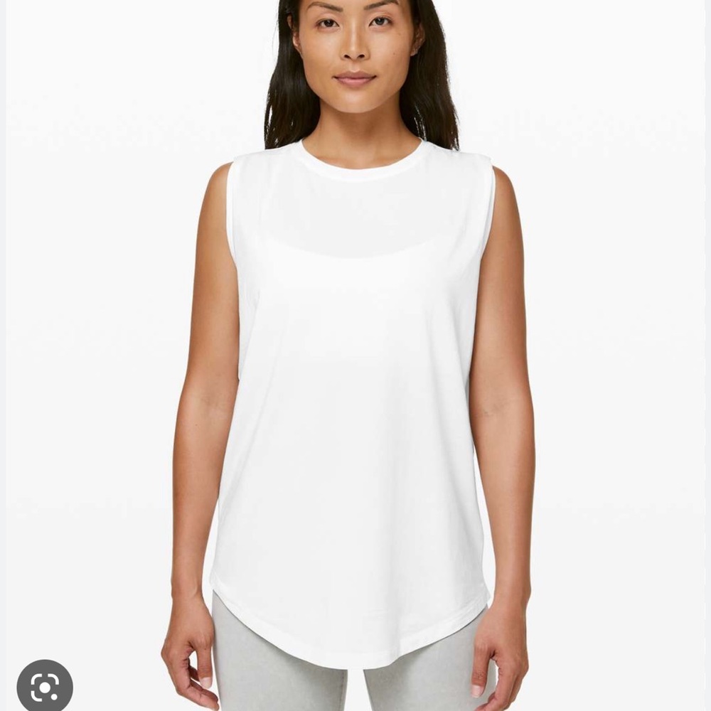 Lululemon Brunswick Muscle Tank in White size 4